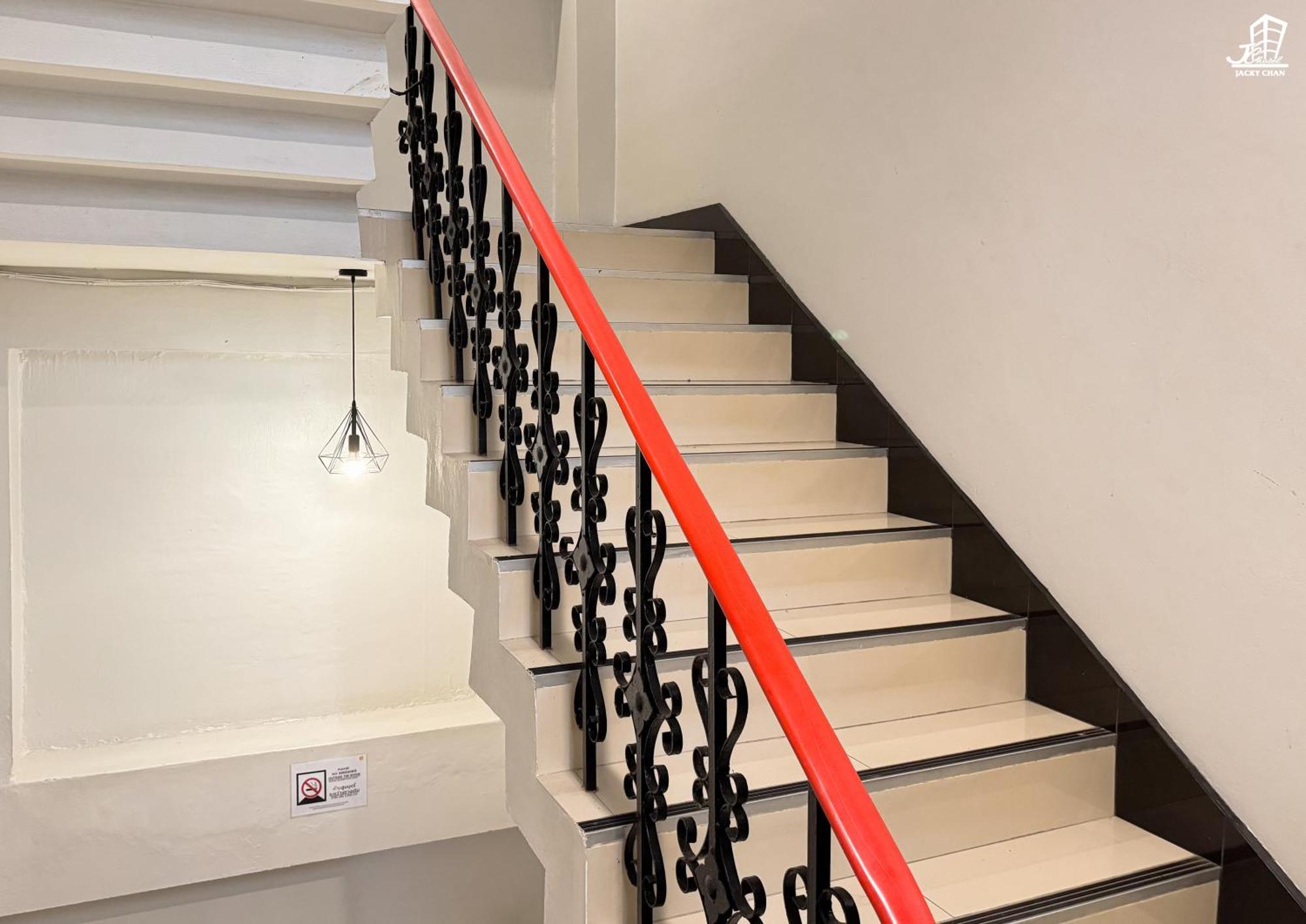 Jacky Chan Hotel Бетонг Экстерьер фото