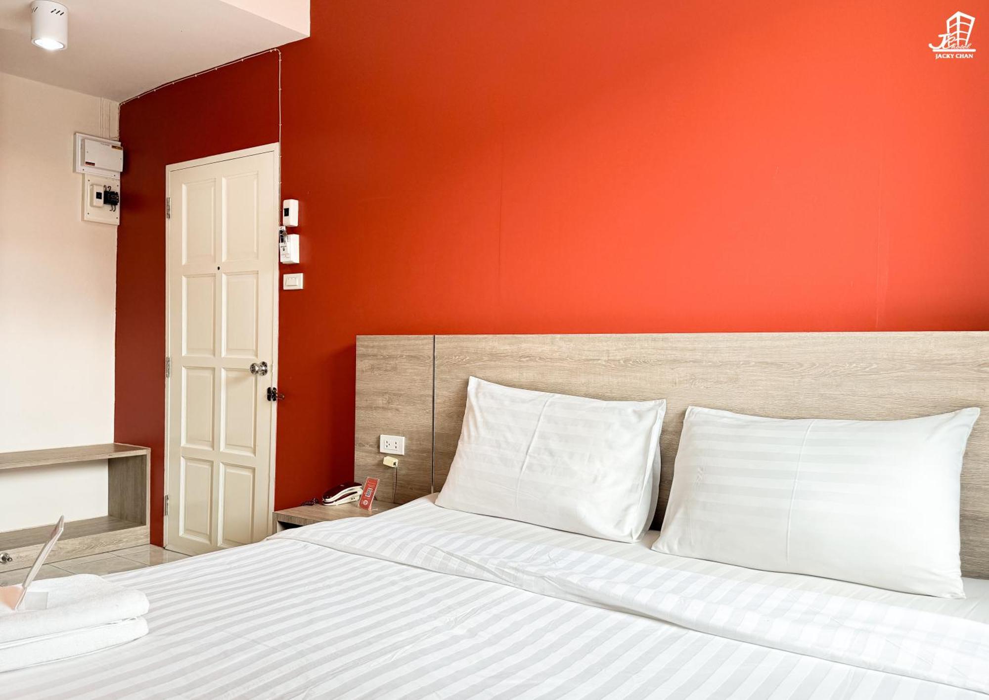 Jacky Chan Hotel Бетонг Экстерьер фото