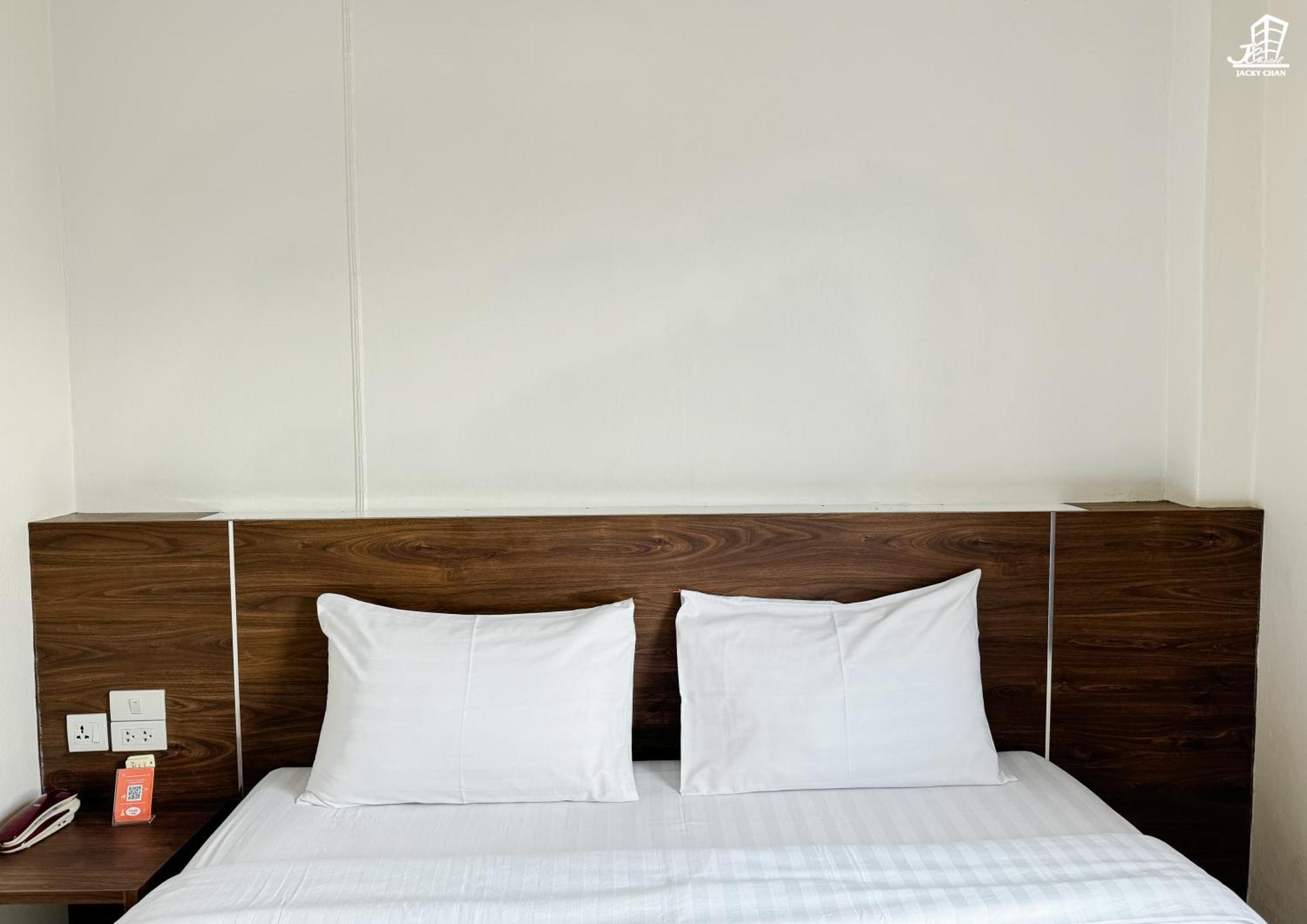 Jacky Chan Hotel Бетонг Экстерьер фото